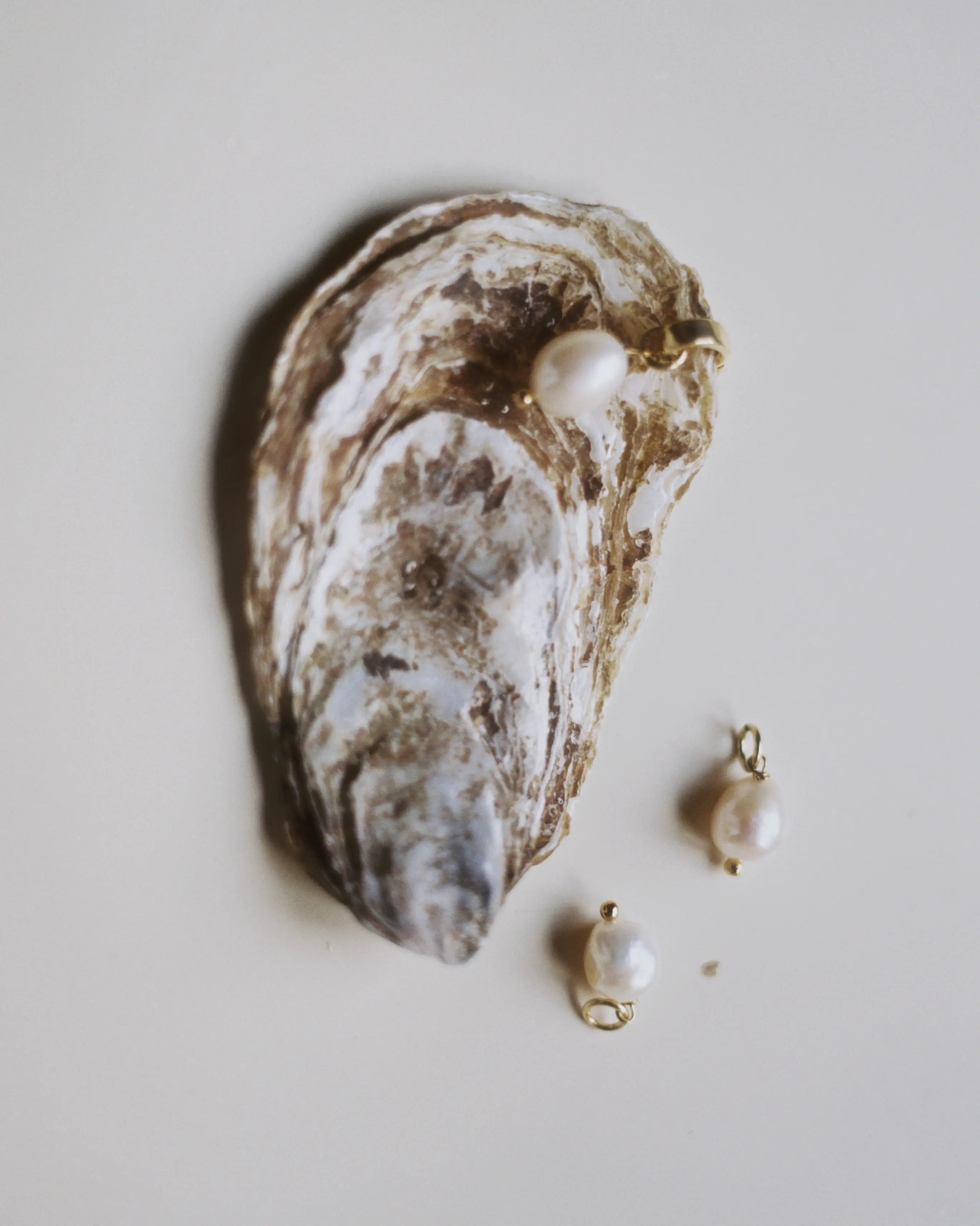 Riviera Porzioli Freshwater pearl Charm | Photo by Silvia Pisani