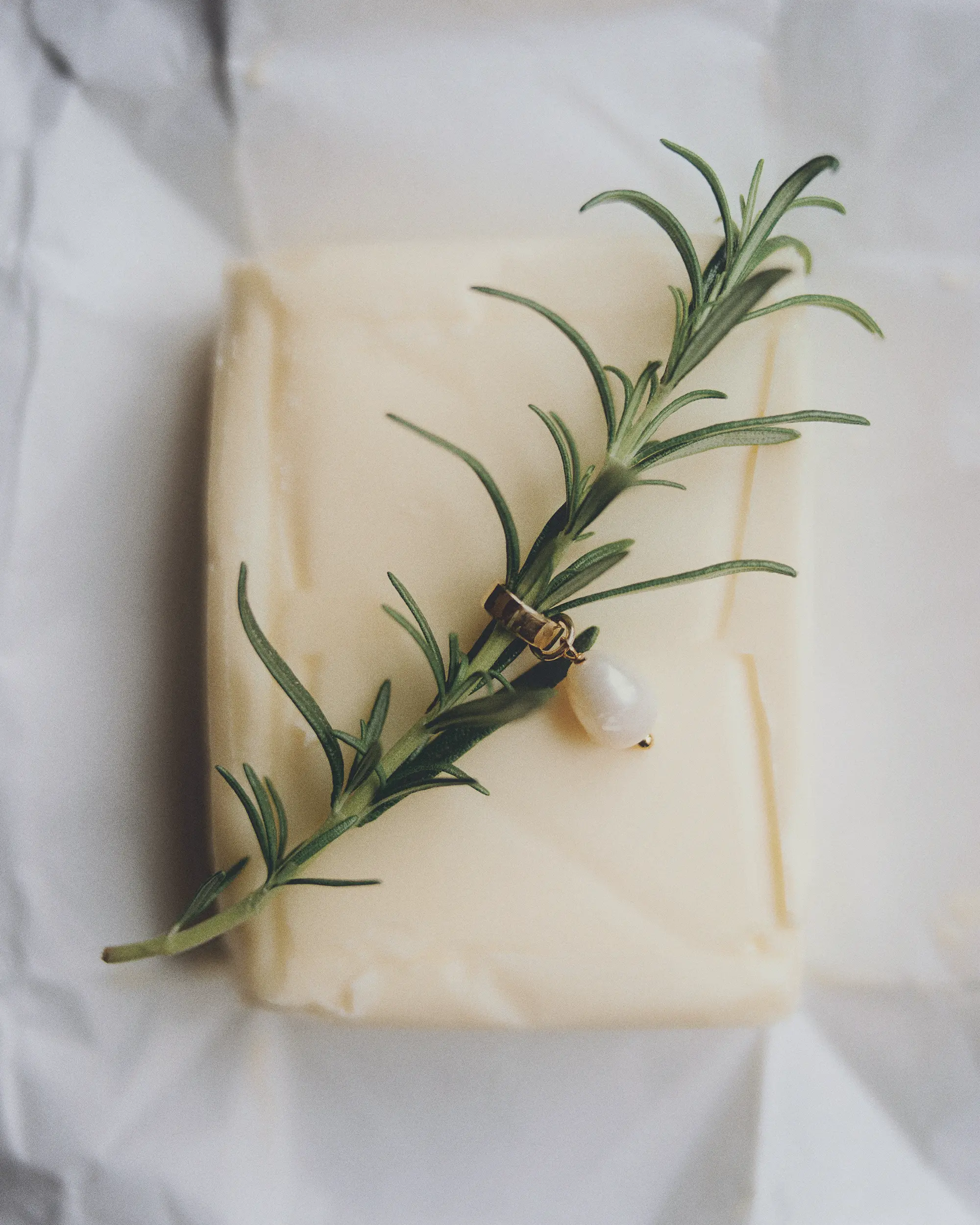 Riviera Porzioli Freshwater pearl Charm | Photo by Silvia Pisani